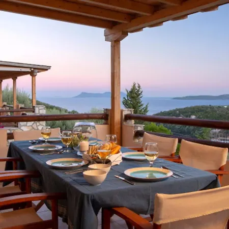 Vila Carisma - Natural Style For 14 People Sivota