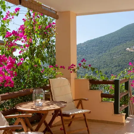 Villa Carisma - Natural Style For 14 People