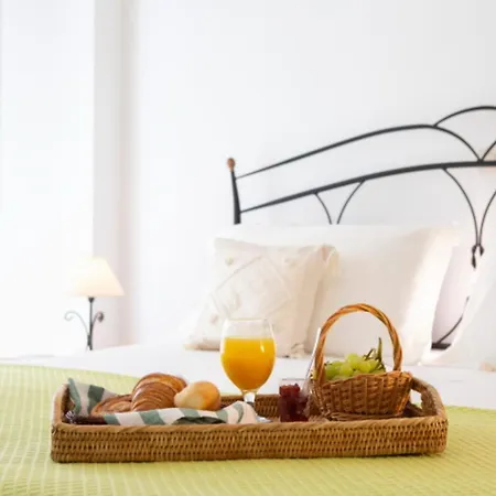 Villa Carisma - Natural Style For 14 People Mikros Gialos
