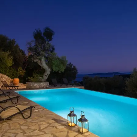 Carisma - Natural Style For 14 People Villa