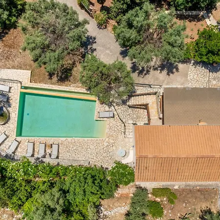 Villa Carisma - Natural Style For 14 People