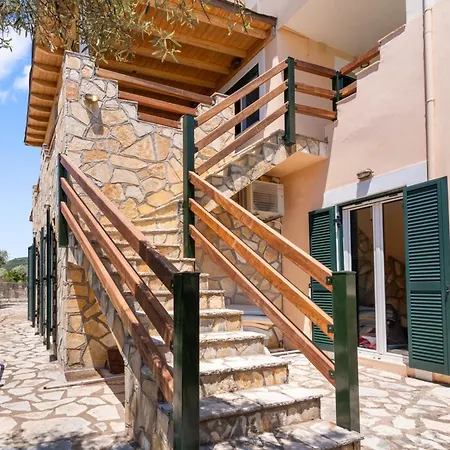 Carisma - Natural Style For 14 People Villa